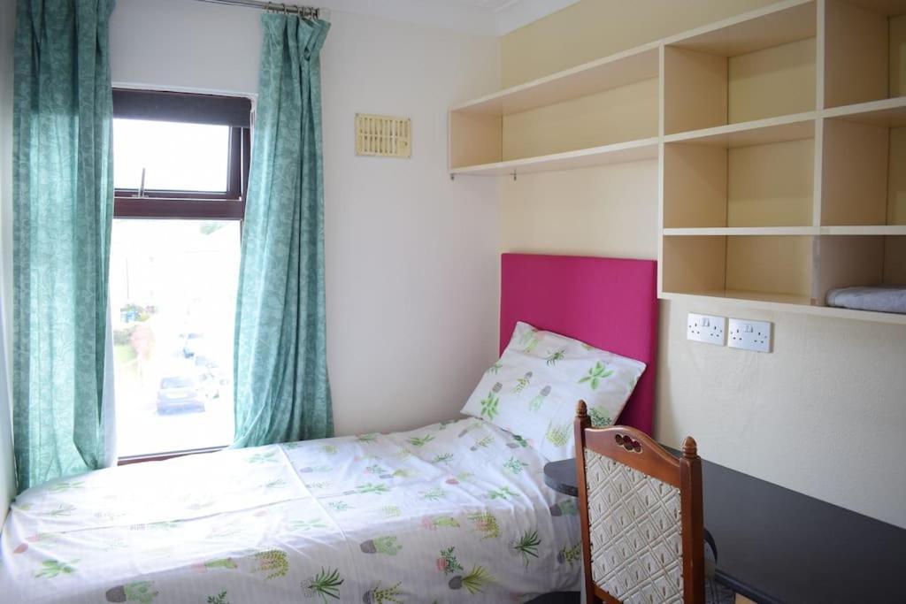 House Stay In Bangor North Wales מראה חיצוני תמונה