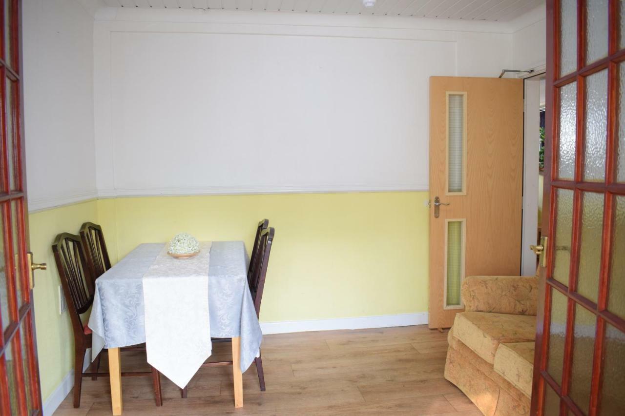 House Stay In Bangor North Wales מראה חיצוני תמונה